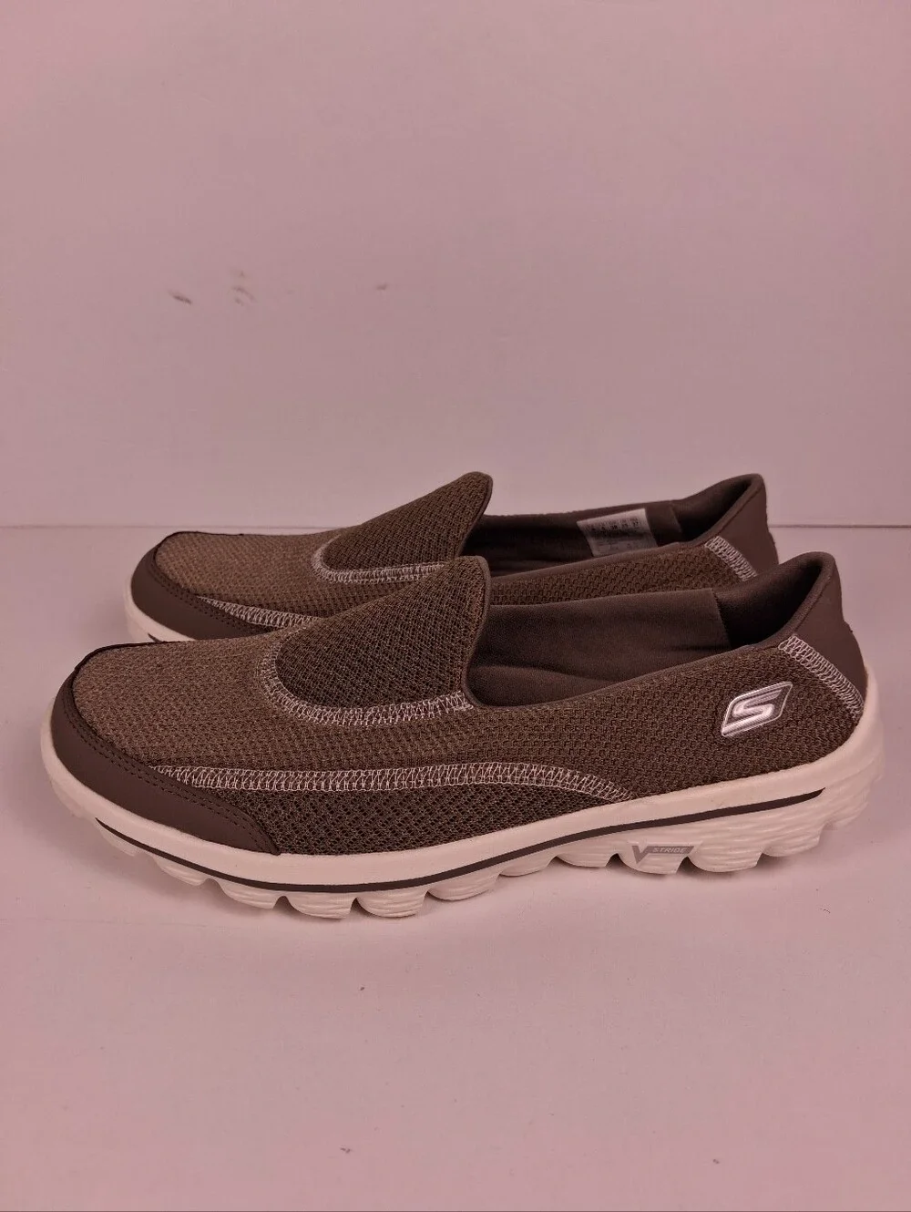 Skechers GOwalk 2 Shoes Womens 8 Taupe Slip-On Walking Lightweight Comfort